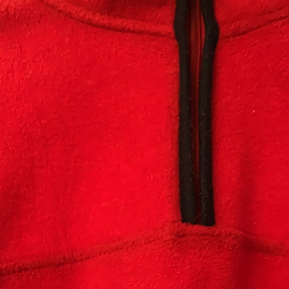 Red fleece sweater - Picture 2 of 3